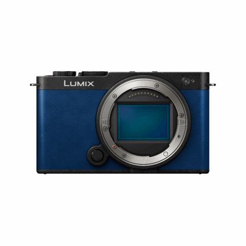 Panasonic Lumix S9