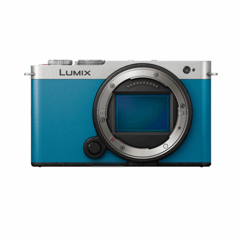 Panasonic Lumix S9
