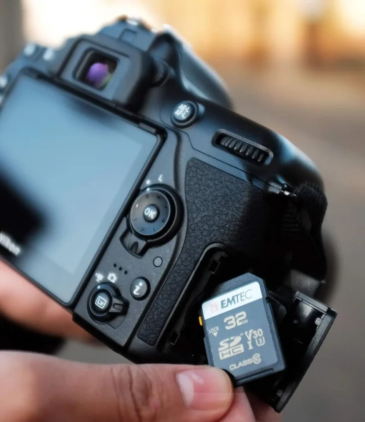 Scheda di memoria Emtec SD XC 64GB UHS-II CL10 U3 V30 Speedin Pro - immagine 2